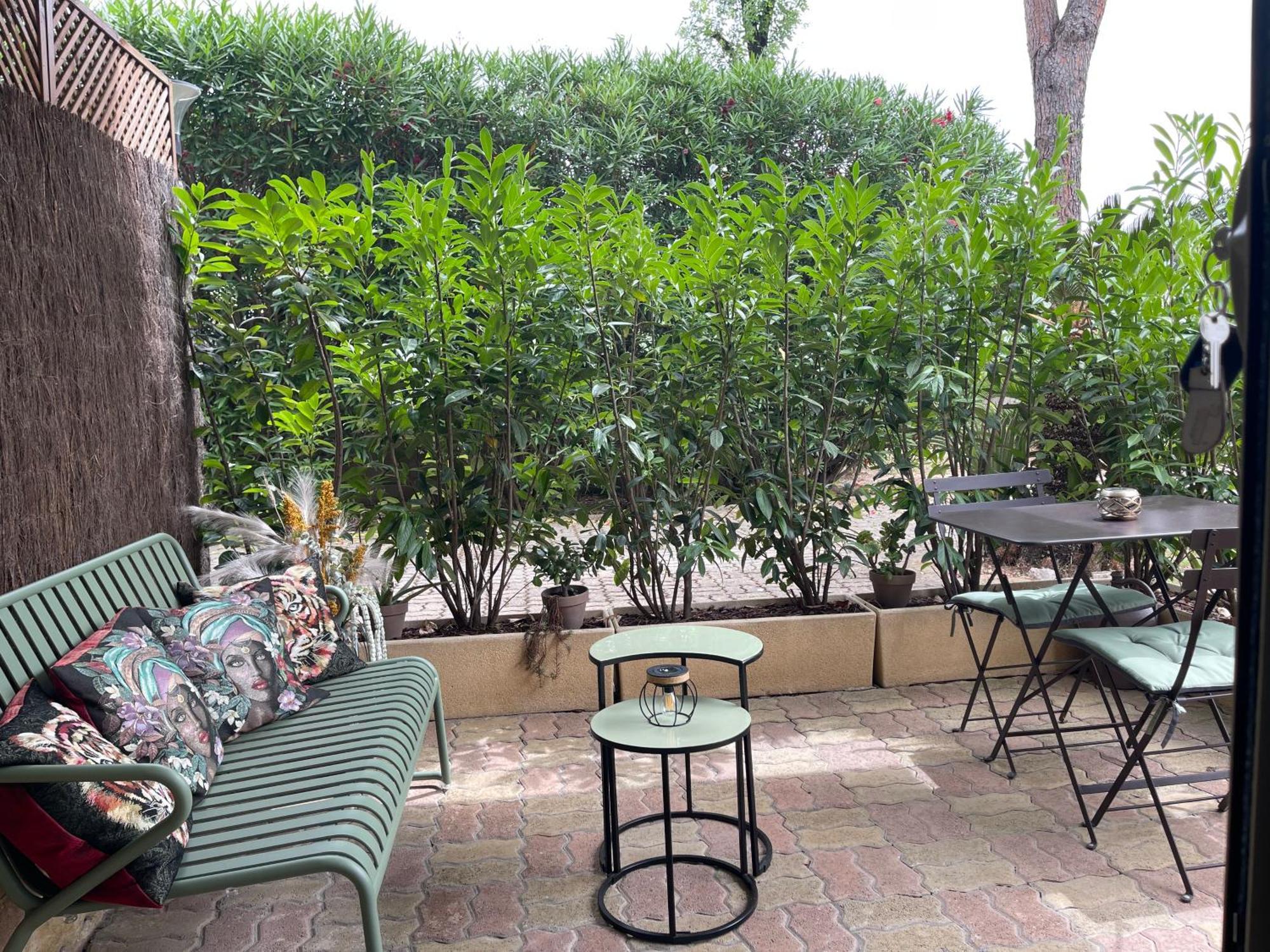 Studio Tout Confort Au Calme Avec Jardin Proche Cannes Le Cannet Exterior photo